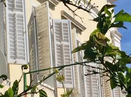 Rooms by the sea Mali Losinj (Losinj) - 14779, hotel in Mali Lošinj