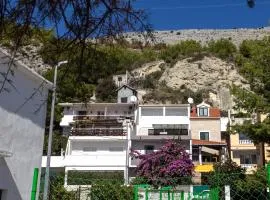 Apartments by the sea Krilo Jesenice, Omis - 14823