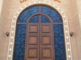 سيبار للشقق المخدومة Sippar Serviced Apartments, hotel en Hotat bani tamim