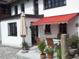 Ferienwohnung Tretter, cheap hotel in Reuth bei Erbendorf