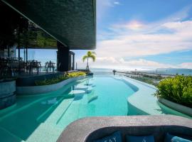 X2 Vibe Pattaya Seaphere - SHA Extra Plus, hotel in Na Jomtien