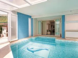 Luksuzna villa sa privatnim unutarnjim bazenom Villa Garden