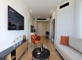 West Tel Aviv- All Suites Hotel By The Sea, hotel perto de HaTzuk Beach, Tel Aviv