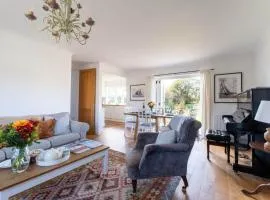 Rowes Cottage