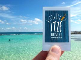 Itzé Hostel, hostal en Isla Mujeres