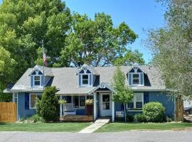 The Goulding Cottage and farm - 4 beds, 3 baths, villa in Henrieville