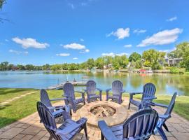Lakefront Oasis with Boat Dock, Fire Pit, Grill, מלון זול בBristol
