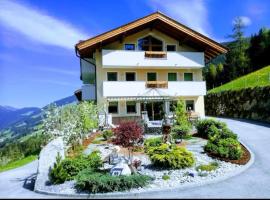 Ferienwohnungen Hinterstein, hotel in Hart im Zillertal