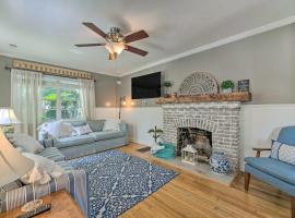 Charming Mt Dora Home with Shared Patio and Yard!, pet-friendly hotel in Mount Dora