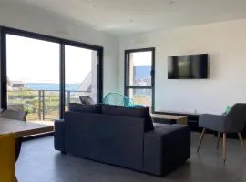 Appartement avec terrasse vue mer, parking privé (lgt B)