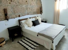 Casa el escaño, family hotel in Granadilla de Abona