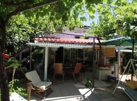 Seaside holiday house Sucuraj, Hvar - 15141: Sućuraj şehrinde bir tatil evi