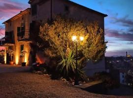 le stanze della Terrazza sul Borgo, guest house di Castel del Piano