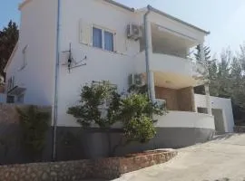 Apartments with a parking space Starigrad, Paklenica - 12939