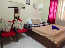 Affordable Transient near Emperor Events Place, hotel em Cainta