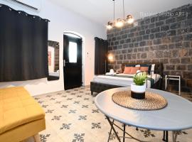 Bazelet Apartments, căn hộ ở Tiberias