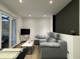 Apartamentos Toffe, budget hotel sa Outes