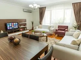 Kaplan Cosy Flat - All air conditioned & Heated 3 Bedrooms in the City