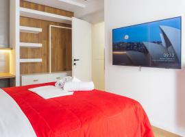 New modern style home next to the train station, hotel near Thessaloniki central railway station, Thessaloniki