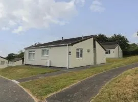 Harcombe House Bungalow 7