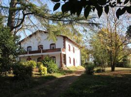 maison de campagne avec grand lac et park arboré, villa 