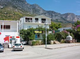 Rooms with a parking space Podaca, Makarska - 517, hostal o pensión en Podaca