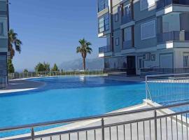 Paradice With Olimpic Pool, apartment in Antalya