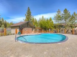 Lake Forest Glen Condos