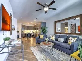 Downtown Escape - Pool -King Bed -Parking G3047