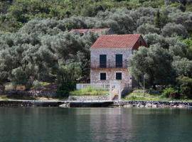 Apartments by the sea Prozurska Luka, Mljet - 619, ξενοδοχείο σε Prožura