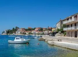 Apartments by the sea Brna, Korcula - 561