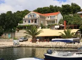 Apartments by the sea Lumbarda, Korcula - 576