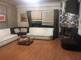 TITANON, Cottage in Tr&iacute;kala