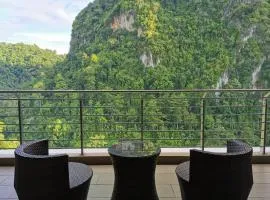 IPOH Central Lakeview Suite 3rooms 3-8pax