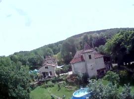 Domaine Mas de Galy, cabana o cottage a Saujac