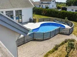 4 Bedroom Stunning Home In Ramdala