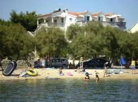 Zoralis A apartmani