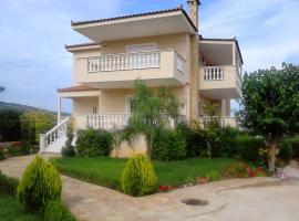 Evelina's suite, hotel em Artemida