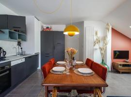 The Azalea beautiful quiet apartment for 4 people!, hótel í Doussard