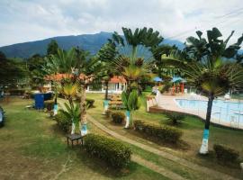 Club El Remanso, hotel v destinaci Chinauta
