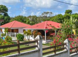 Gîtes du Domaine de la Canne à Sucre, hotel v destinaci Anse-Bertrand