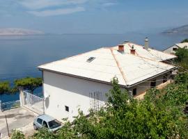 Apartments by the sea Sveti Juraj, Senj - 2399, hotel in Sveti Juraj
