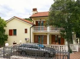 Apartments with a parking space Povile, Novi Vinodolski - 2398