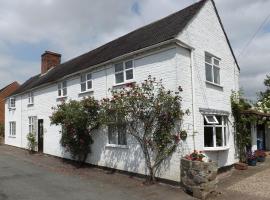 White Cottage Bed and Breakfast, holiday rental in Seisdon