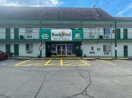 Budgetel Inn and Suites - Louisville, hotell i Louisville