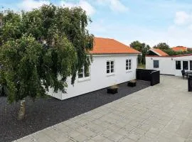 8 person holiday home in Skagen-By Traum