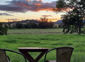 Vacy Hunter Valley Lodge, μοτέλ σε Vacy