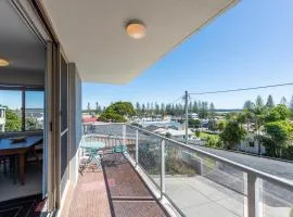 Yamba Towers 1 - LJHooker Yamba