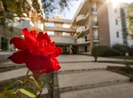 Le Residenze di Santa Costanza - Mirto/Corbezzolo, hotel en San Vincenzo