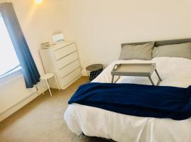 Charming Town centre 3 double beds home free parking – hotel w mieście Tonbridge
